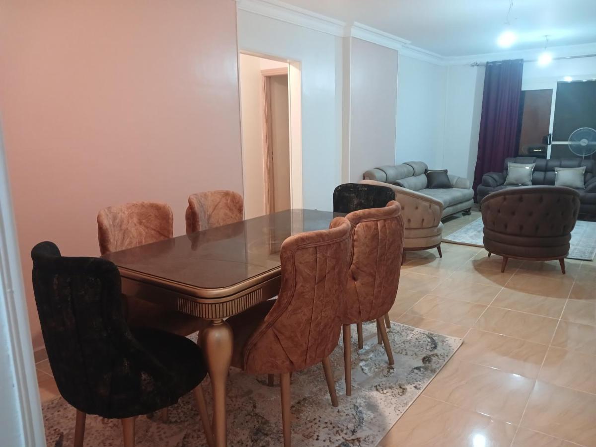 Apartmán كمبوند سيتي تاورز البوشي Káhira Exteriér fotografie